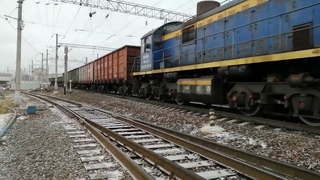 ТЭМ2-5152. Притащил вагоны на ремонт. Петрозаводск.