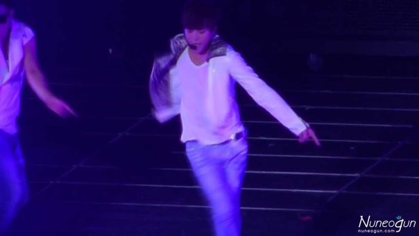 120531 Six Beautiful Days Just a feeling Junho