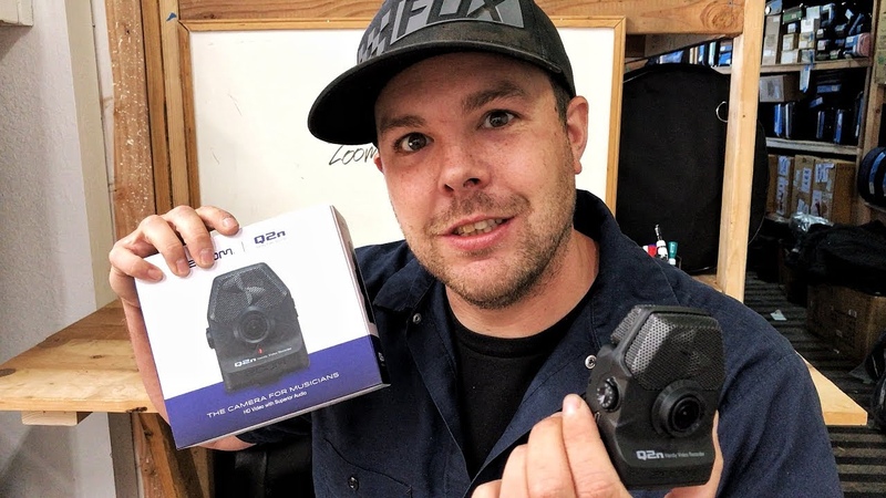 Best camera for musicians Zoom Q2