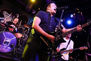 Fall Out Boy - Champion (Live at KROQ)