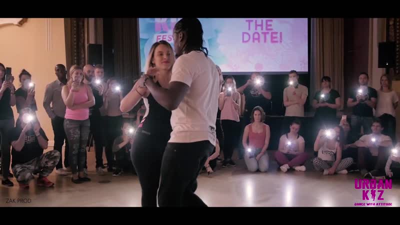 ENAH CAROLINA ON TOUCH BARCELONA DJ