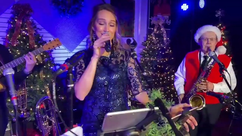 2020 Virtual Mollie B Christmas Special Ep 4 12, 22, 2020 with Fred Ziwich Alex