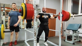 ТРЕНИРОВОЧНЫЙ РЕКОРД В ПРИСЕДАНИЯХ / ТЯЖЕЛАЯ ТРЕНИРОВКА