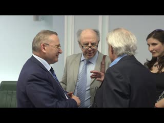 Дом Э - Долги россиян достигли максимума