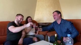 Иммиграция в Испанию во время коронавируса. Переезд в Испанию с России в 2021 году. У них получилось