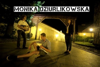 Monika Dziurlikowska  Ciemn nock // ЖИВЯКОМ //