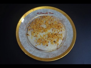 Dolci al cucchiaio con i biscotti. Budino della nonna. ricetta facile.