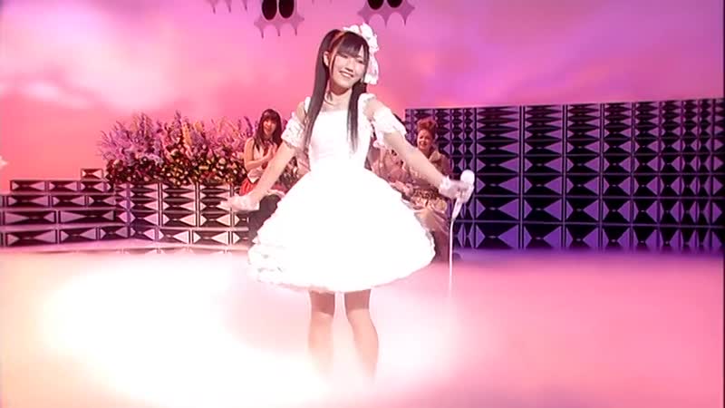 MV Watarirouka Hashiritai 7 ( Watanabe Mayu) Yuuhi No Ijiwaru