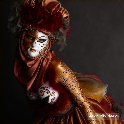 Венецианский карнавал Коломбина. Девушка в венецианской маске. Маска венецианская дама. Венецианский карнавал маски