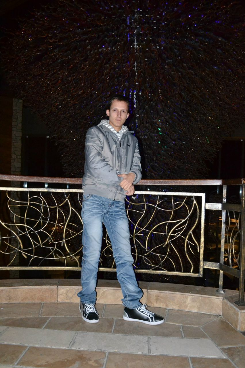 Макс Чапышев | Athens