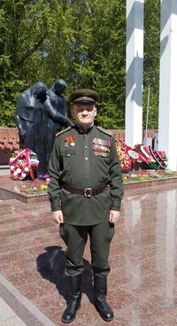 Александр Дудин