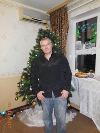 Денис Пухов
