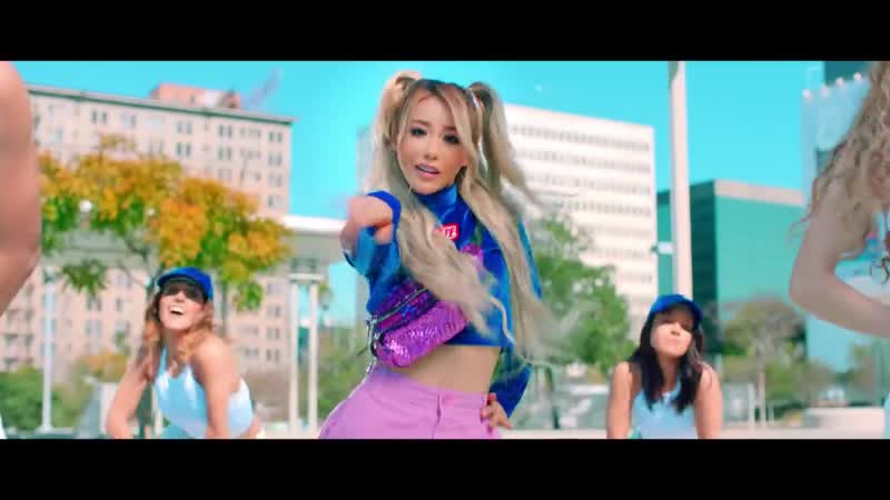 Wengie Lace Up,