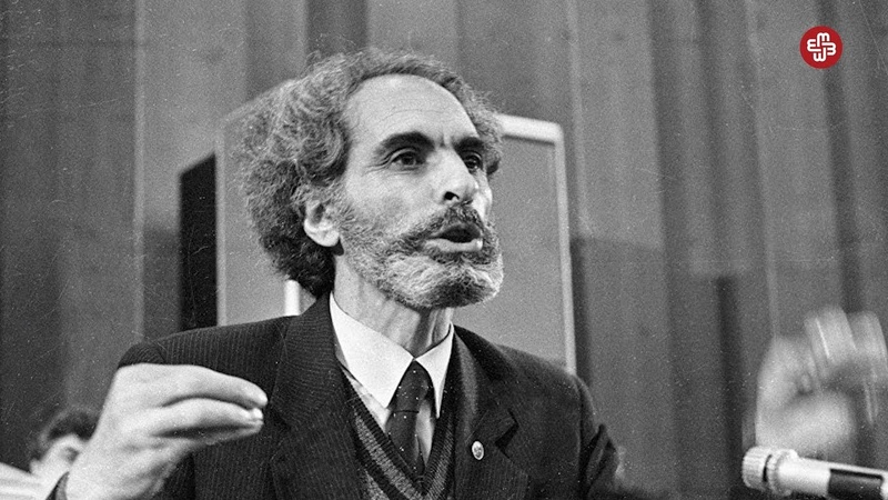 Deyə bilməyəcəklər ki, Elçibəy millətin var dövlətinə əl