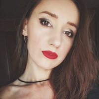 Анюта Попова