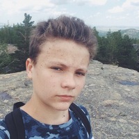 Антон Глухов
