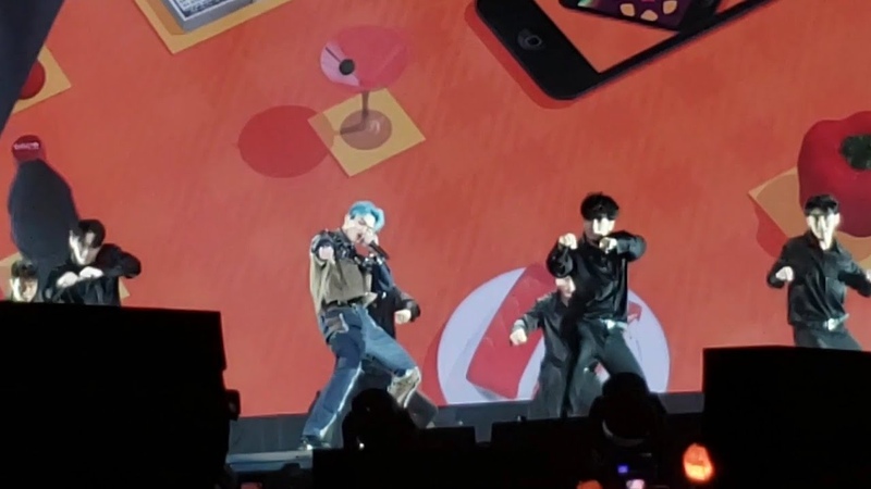 191113 Lucas Solo Bass Go Boom Super M 슈퍼엠 We Are The Future Live Chicago Concert
