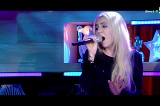 Sweet but Psycho (live) Ava Max - C à Vous - 19/02/2019