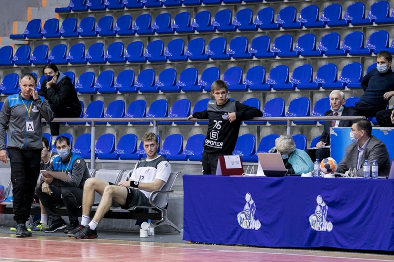 Неспокойно в Краснодаре. Олег Ходьков: "Что сгубило Заикина? Прекрасные отношения с игроками", изображение №3