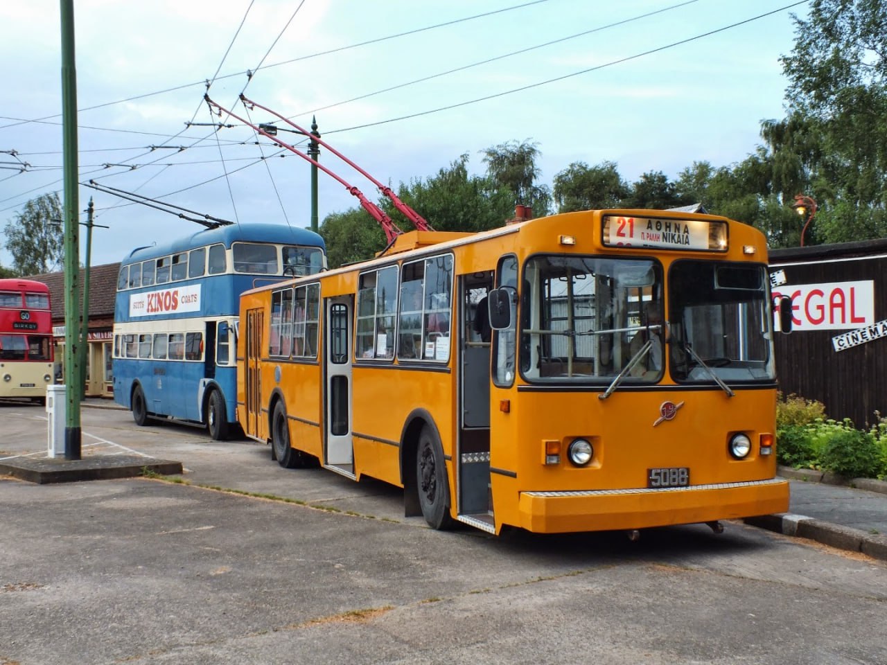 Экспортный ЗИУ-682В1УГ 1989 г/в в Великобритании Это картинка