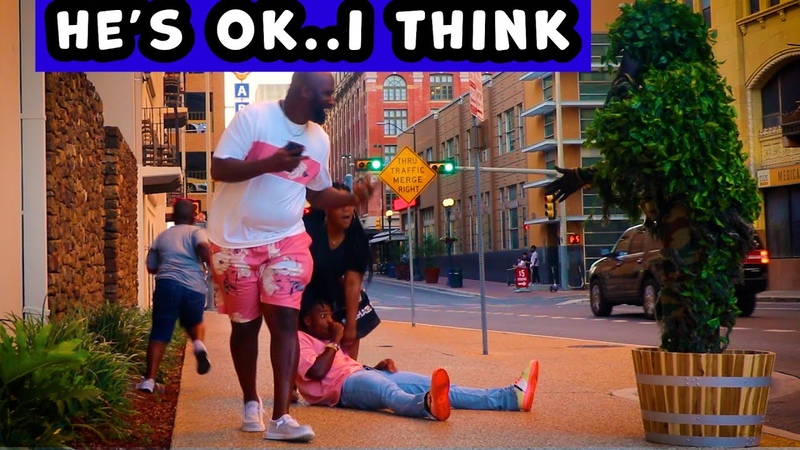 Bushman Prank: One Screamed, One Fell, One