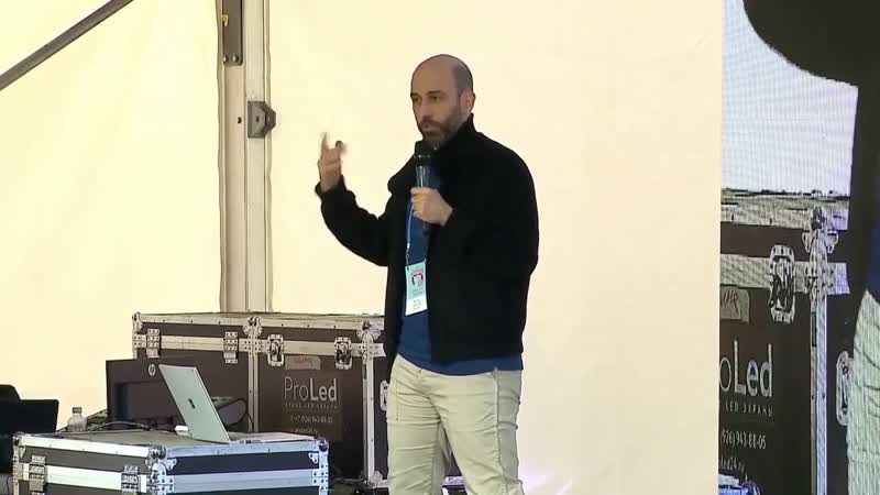 Sample efficiency and reliability in Reinforcement Learning Romain
