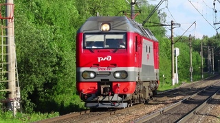 Электровоз ЭП2К-191 платформа 221 км БМО