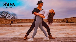 Tu Me Haces Tan Feliz | Salsa Sensual Dancing | Daniel Rosas & Michelle Yollina